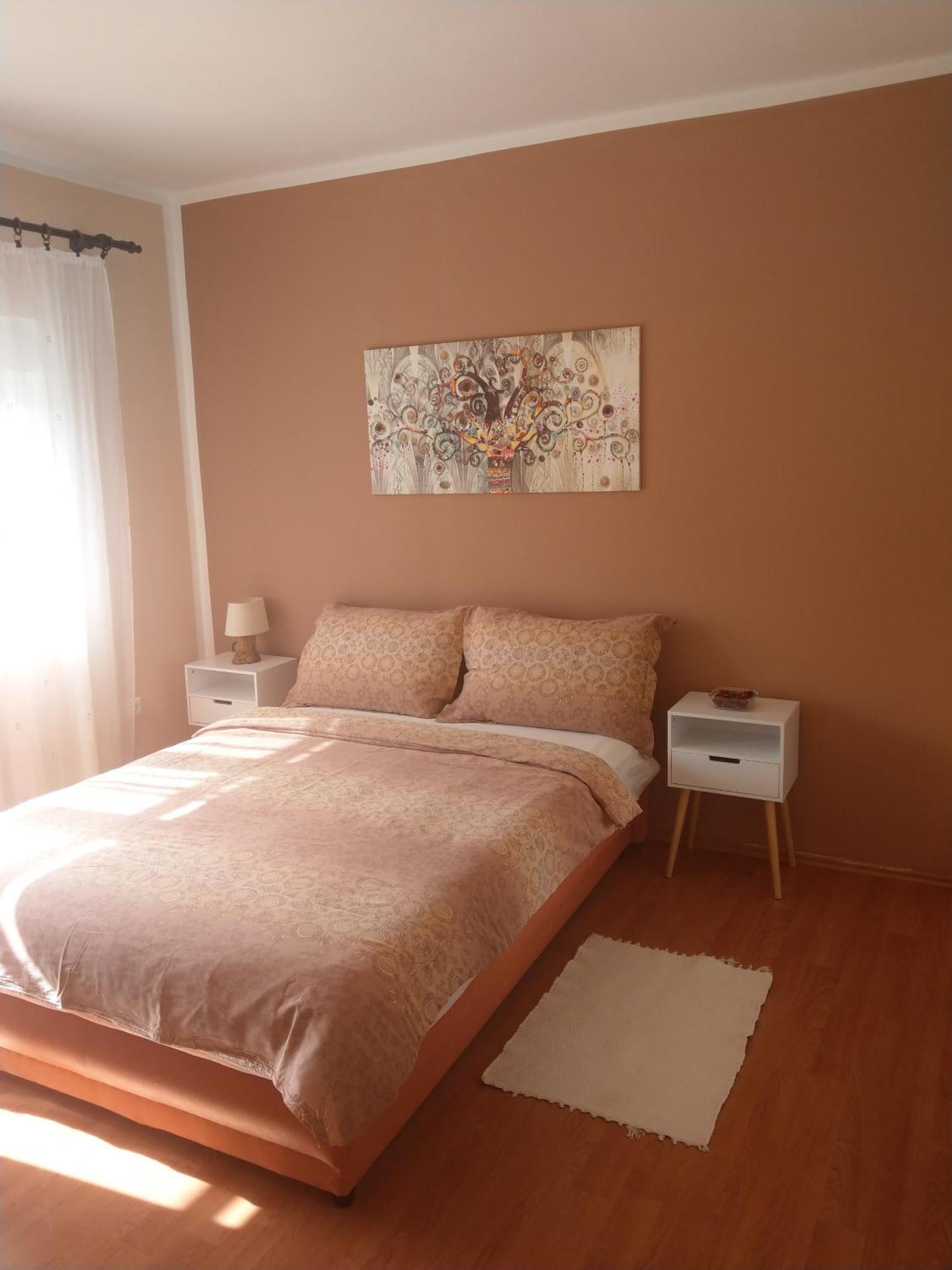 Senkini Dvori Apartment Sutomiscica Екстериор снимка
